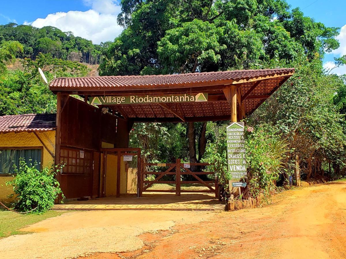 Domingos Martins A Sua Casa Nas Margens Do Rio Villa Bagian luar foto